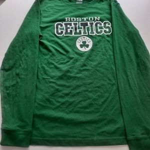 USED Boy Boston Celtics LS shirt